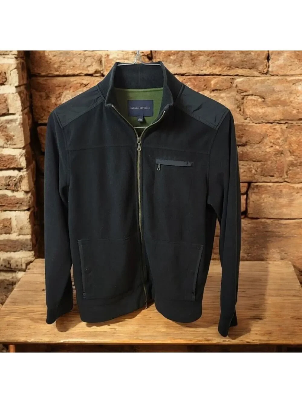 Vintage Banana Republic Men's Zip Jacket - Classic Style! - Size L